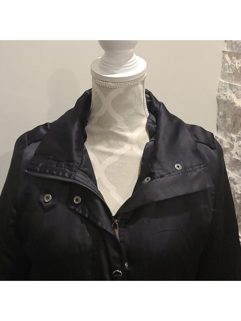 Bebe Black satin feel jacket - Picture 2 of 12